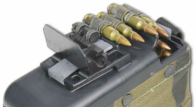 エアガン用 M249 100rdマガジン 個人装備 | d-edge.com.br